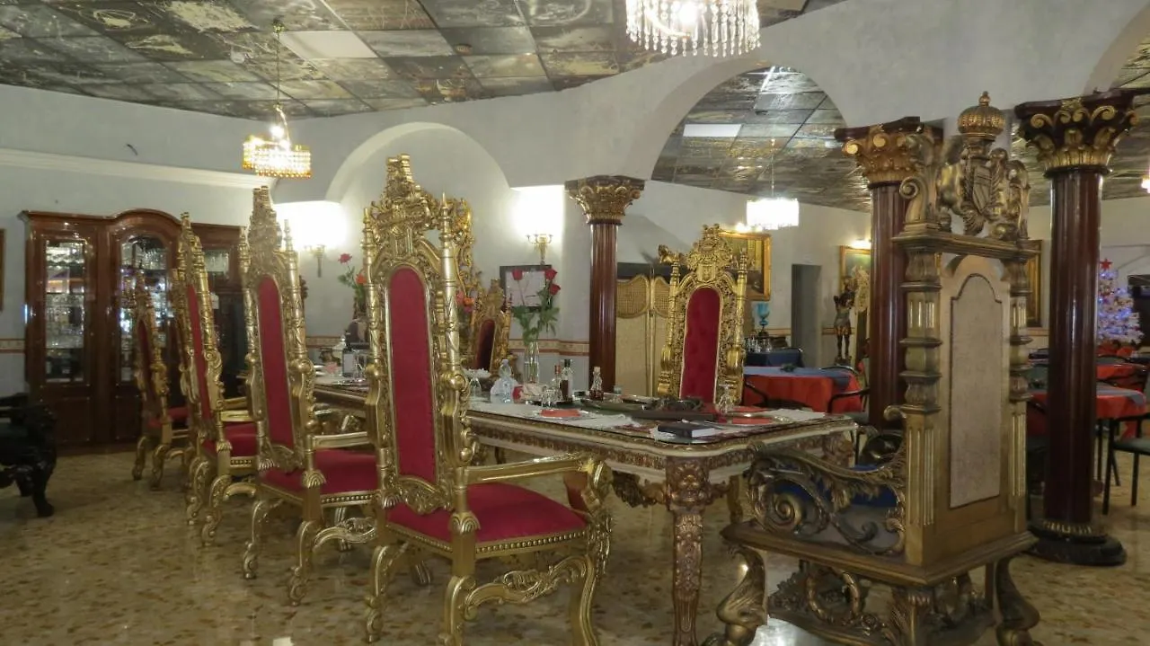 פיומיצ'ינו Hotel Chopin